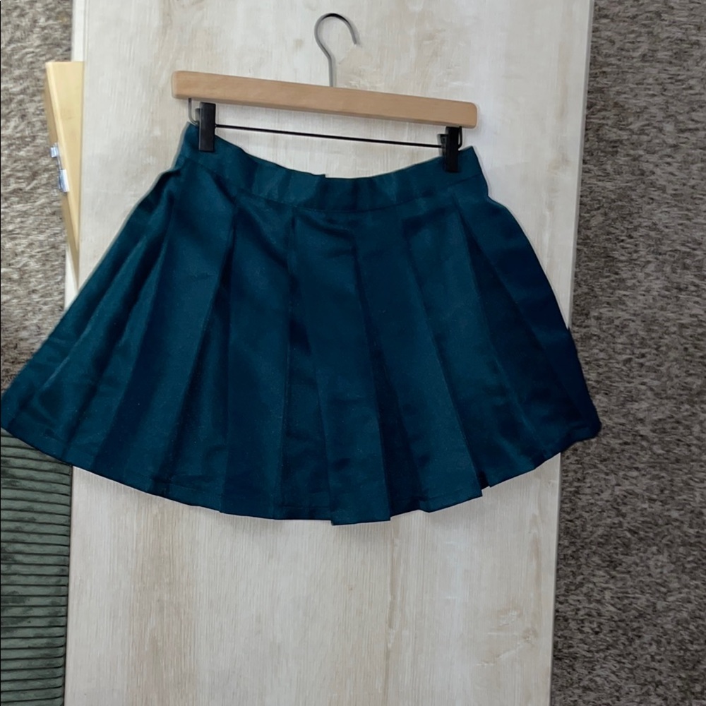 Elegant Teal Skirt